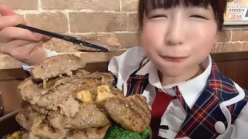 小S大嘴巴被一个细心网友发现了，日本综艺亲吻测试爆出大笑话